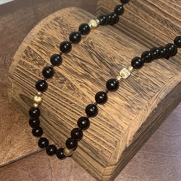 14KT Yellow Gold Beaded Station Black Onyx Beaded Necklace 34” Length - Picture 10 of 16